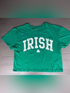 Green 'IRISH' Crop Top Tee. NWOT.